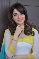 Tamanna in Endukante Premanta
